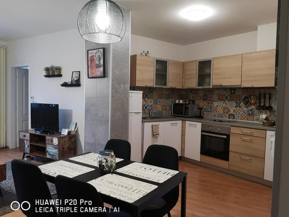 Sea Garden Apartment Idm Varna Eksteriør bilde