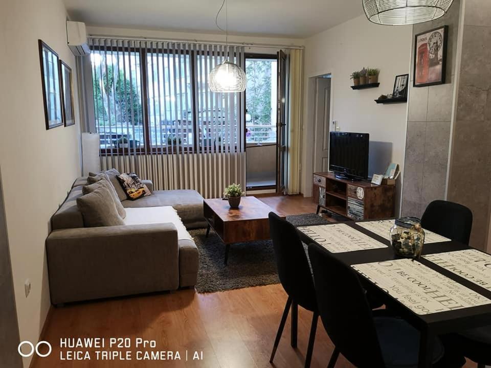 Sea Garden Apartment Idm Varna Eksteriør bilde